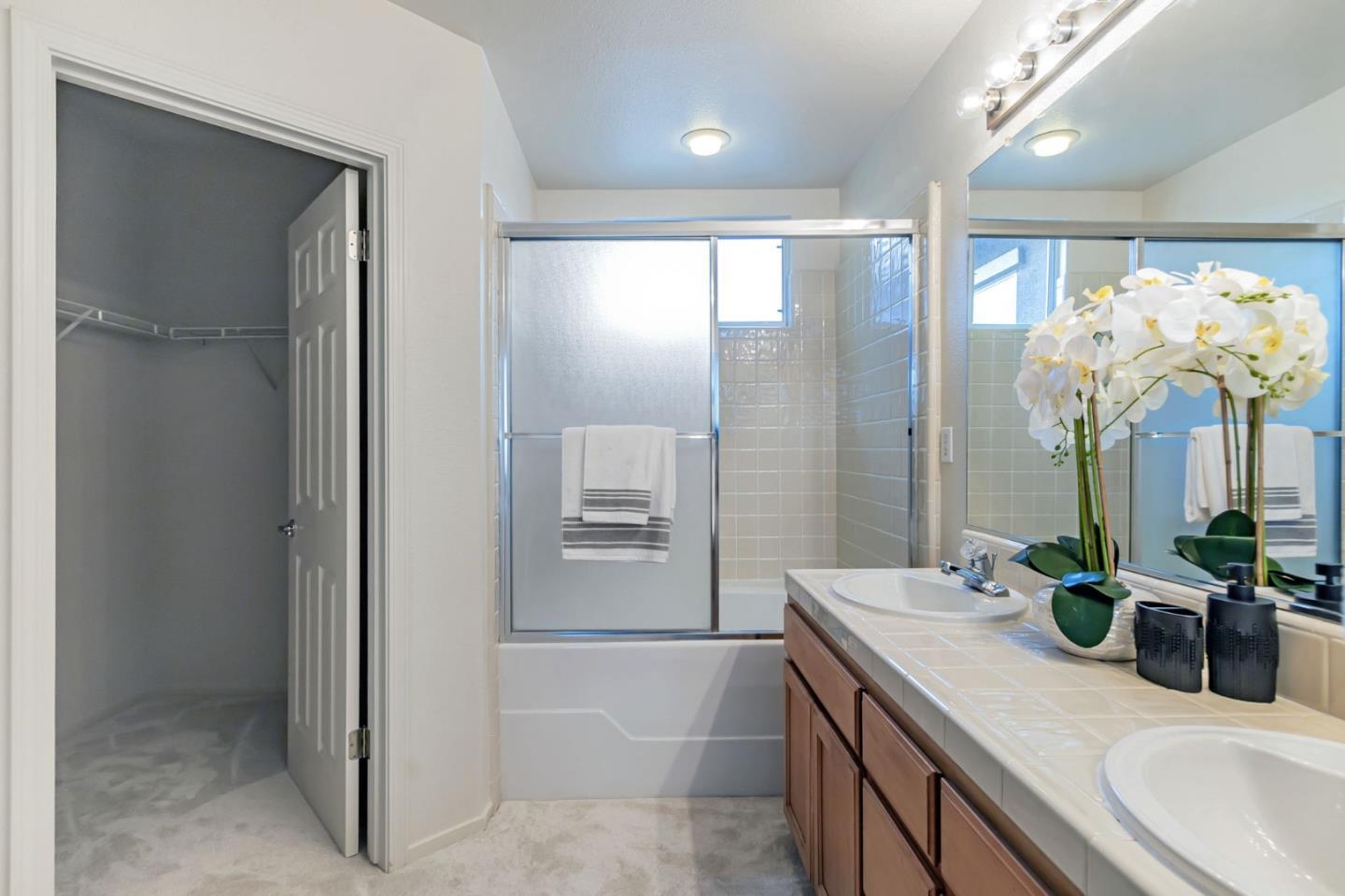 Detail Gallery Image 20 of 31 For 3518 Jasmine Cir, San Jose,  CA 95135 - 3 Beds | 2/1 Baths