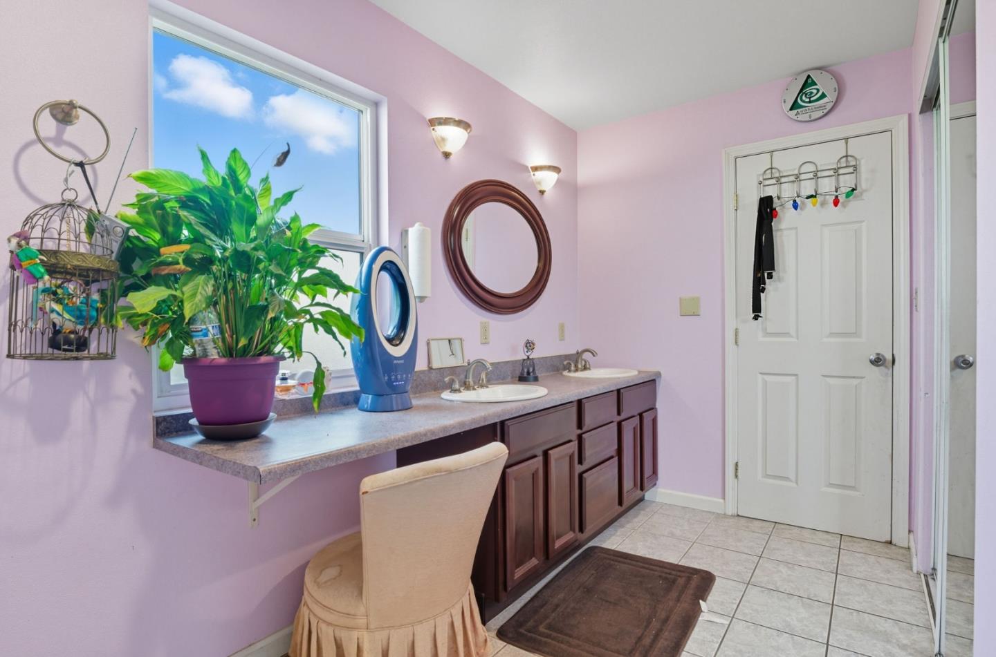 Detail Gallery Image 19 of 38 For 56 Scott St, San Bruno,  CA 94066 - 4 Beds | 3 Baths