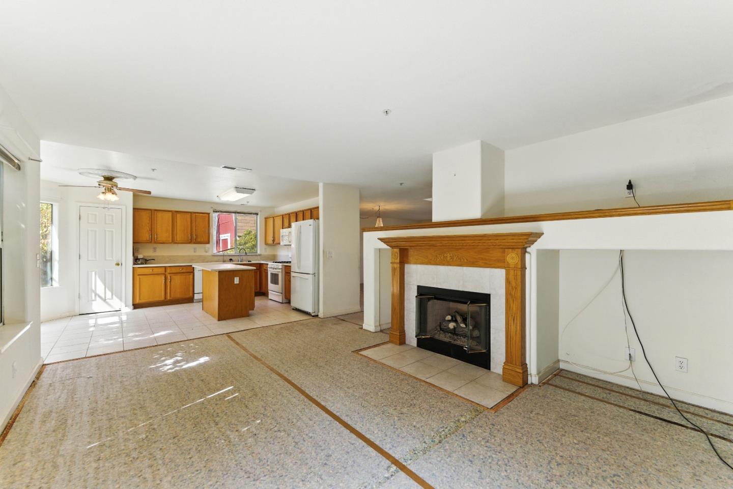 Detail Gallery Image 17 of 60 For 800 Gonzales Cir, Gonzales,  CA 93926 - 5 Beds | 2/1 Baths