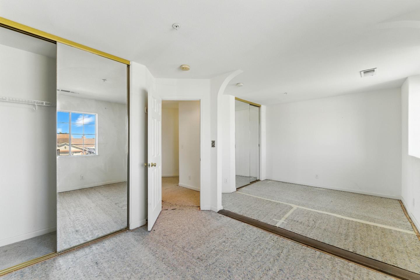 Detail Gallery Image 38 of 60 For 800 Gonzales Cir, Gonzales,  CA 93926 - 5 Beds | 2/1 Baths