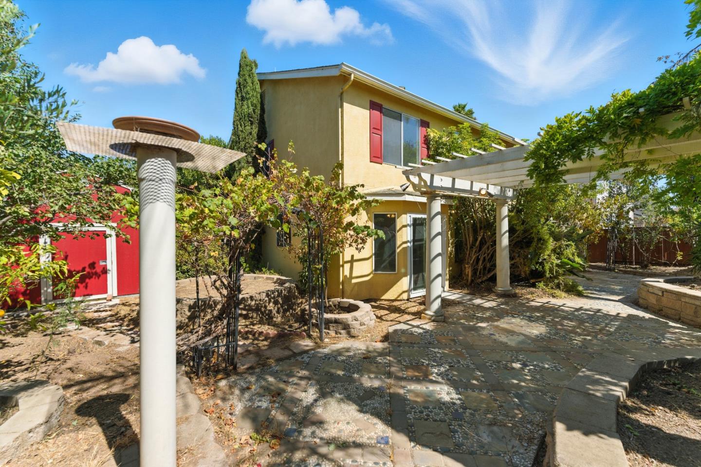 Detail Gallery Image 46 of 60 For 800 Gonzales Cir, Gonzales,  CA 93926 - 5 Beds | 2/1 Baths