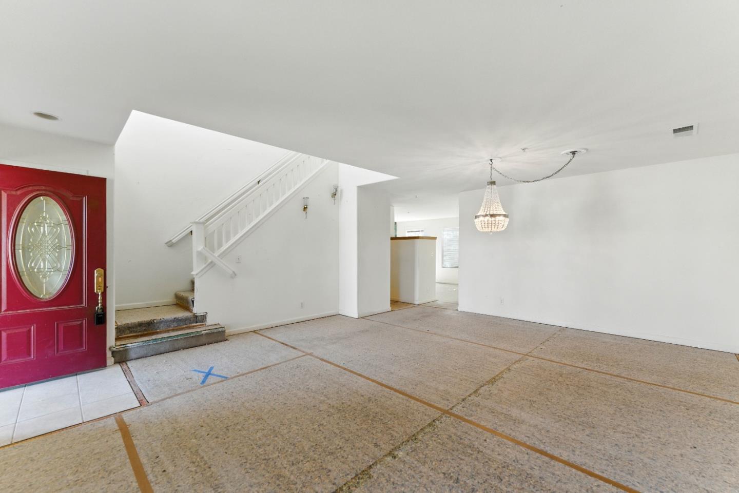Detail Gallery Image 8 of 60 For 800 Gonzales Cir, Gonzales,  CA 93926 - 5 Beds | 2/1 Baths