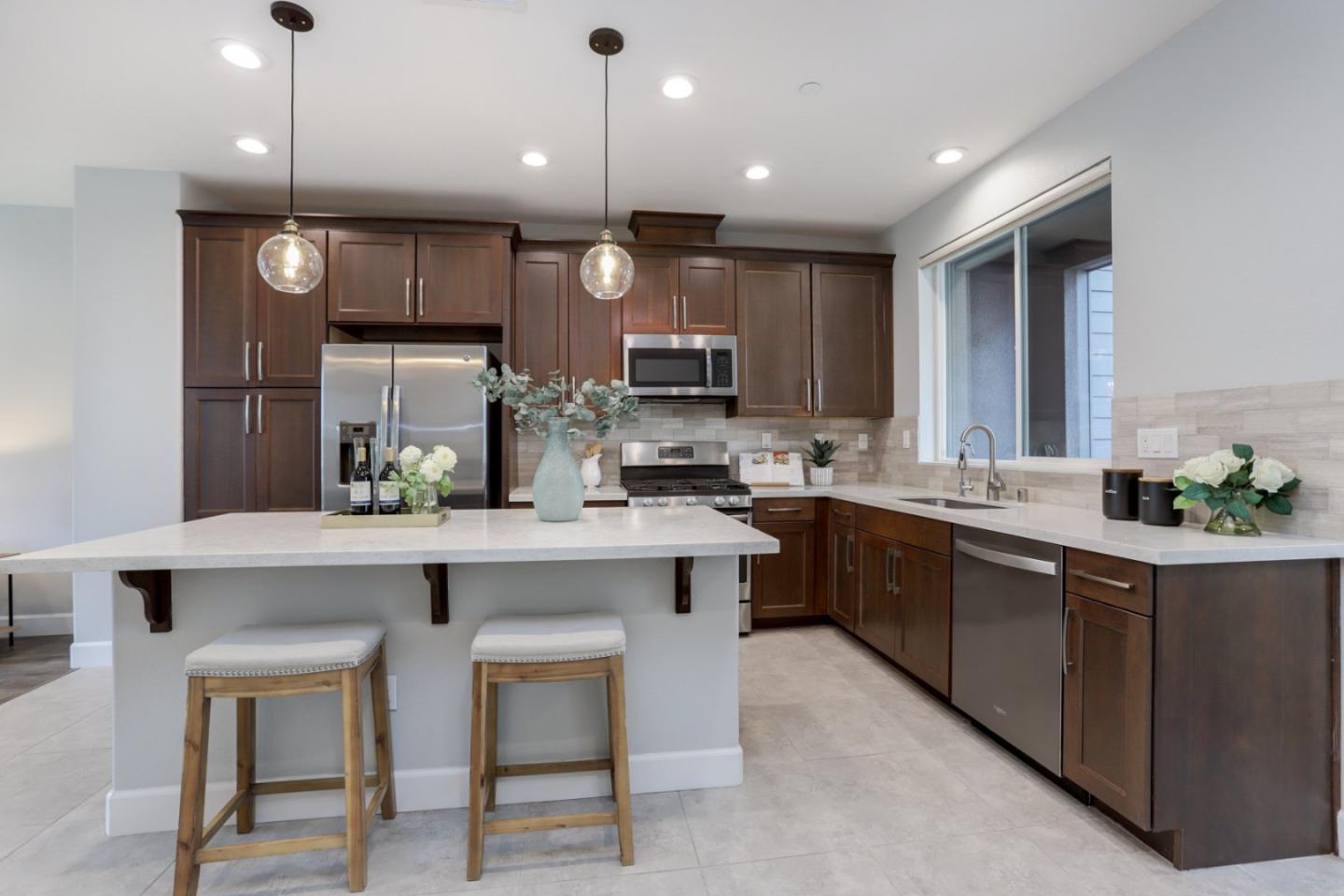 Detail Gallery Image 13 of 37 For 426 Ellicott Loop, San Jose,  CA 95123 - 3 Beds | 2/2 Baths