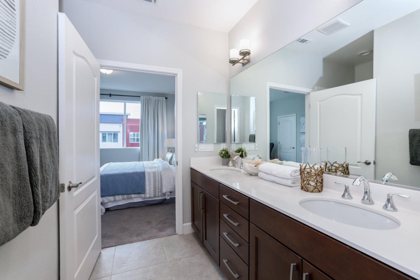 Detail Gallery Image 27 of 37 For 426 Ellicott Loop, San Jose,  CA 95123 - 3 Beds | 2/2 Baths