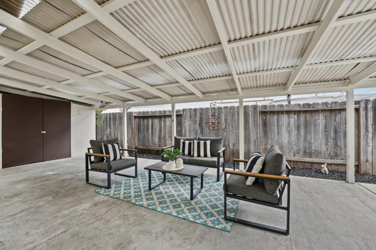 Detail Gallery Image 29 of 33 For 27956 Emerson Ave, Hayward,  CA 94545 - 5 Beds | 3 Baths