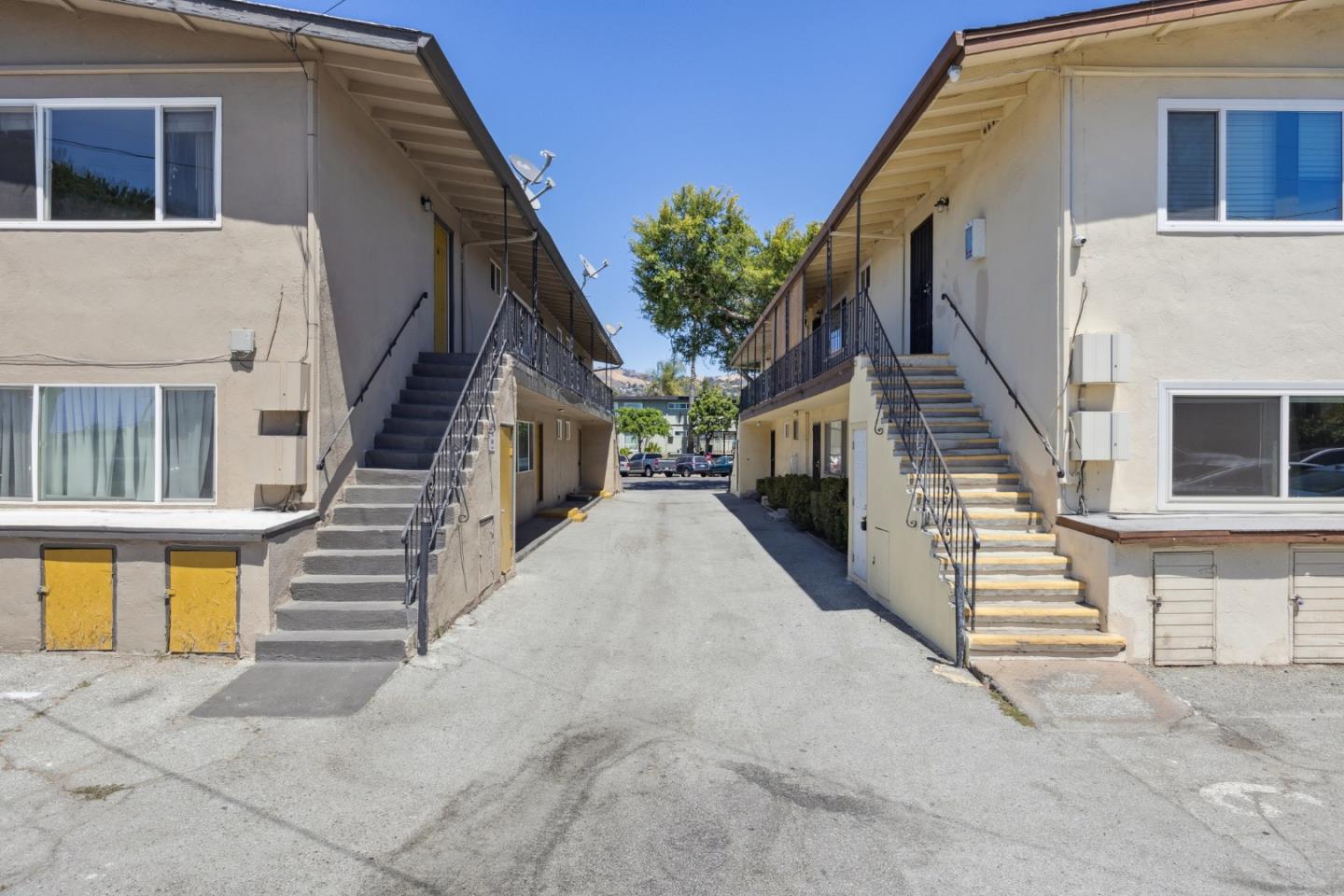 Detail Gallery Image 49 of 51 For 263 - 267 La Pala Dr, San Jose,  CA 95127 - – Beds | – Baths