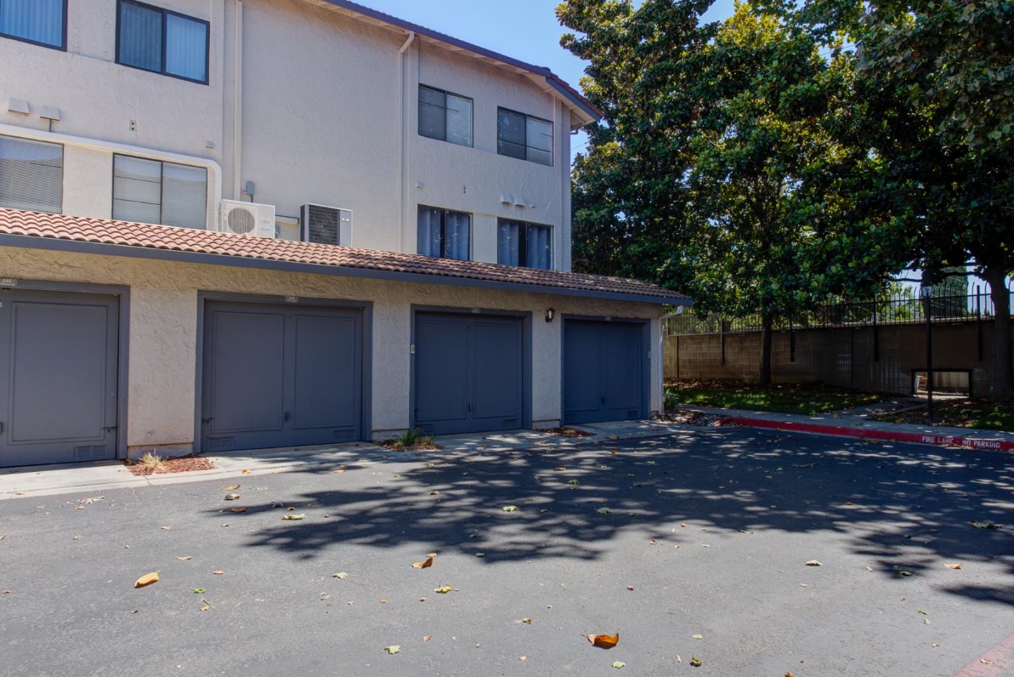 Detail Gallery Image 22 of 23 For 245 Kenbrook Cir #105,  San Jose,  CA 95111 - 2 Beds | 1 Baths