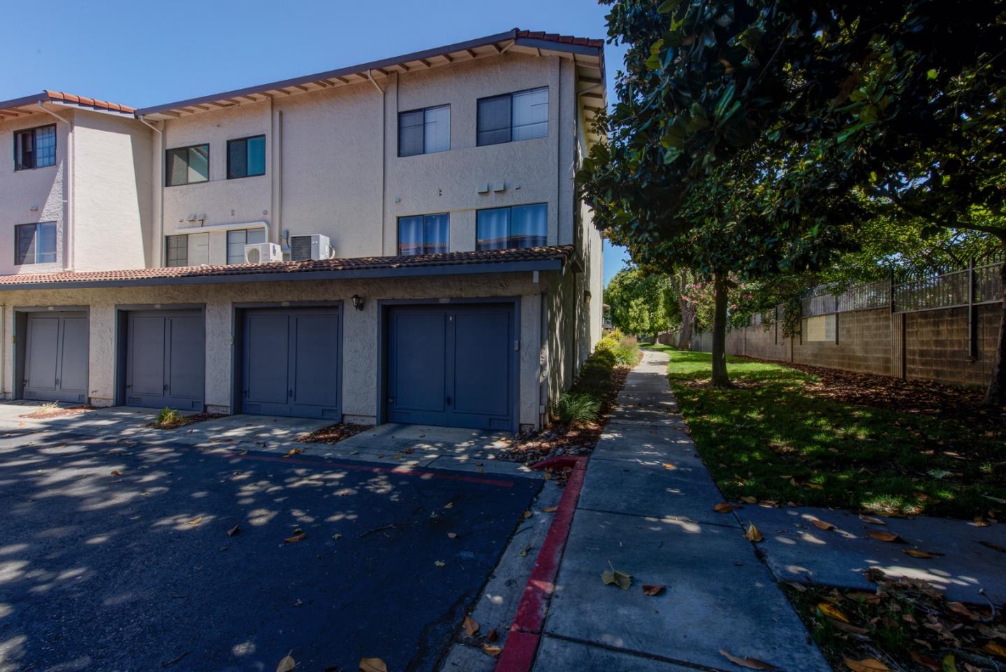 Detail Gallery Image 23 of 23 For 245 Kenbrook Cir #105,  San Jose,  CA 95111 - 2 Beds | 1 Baths