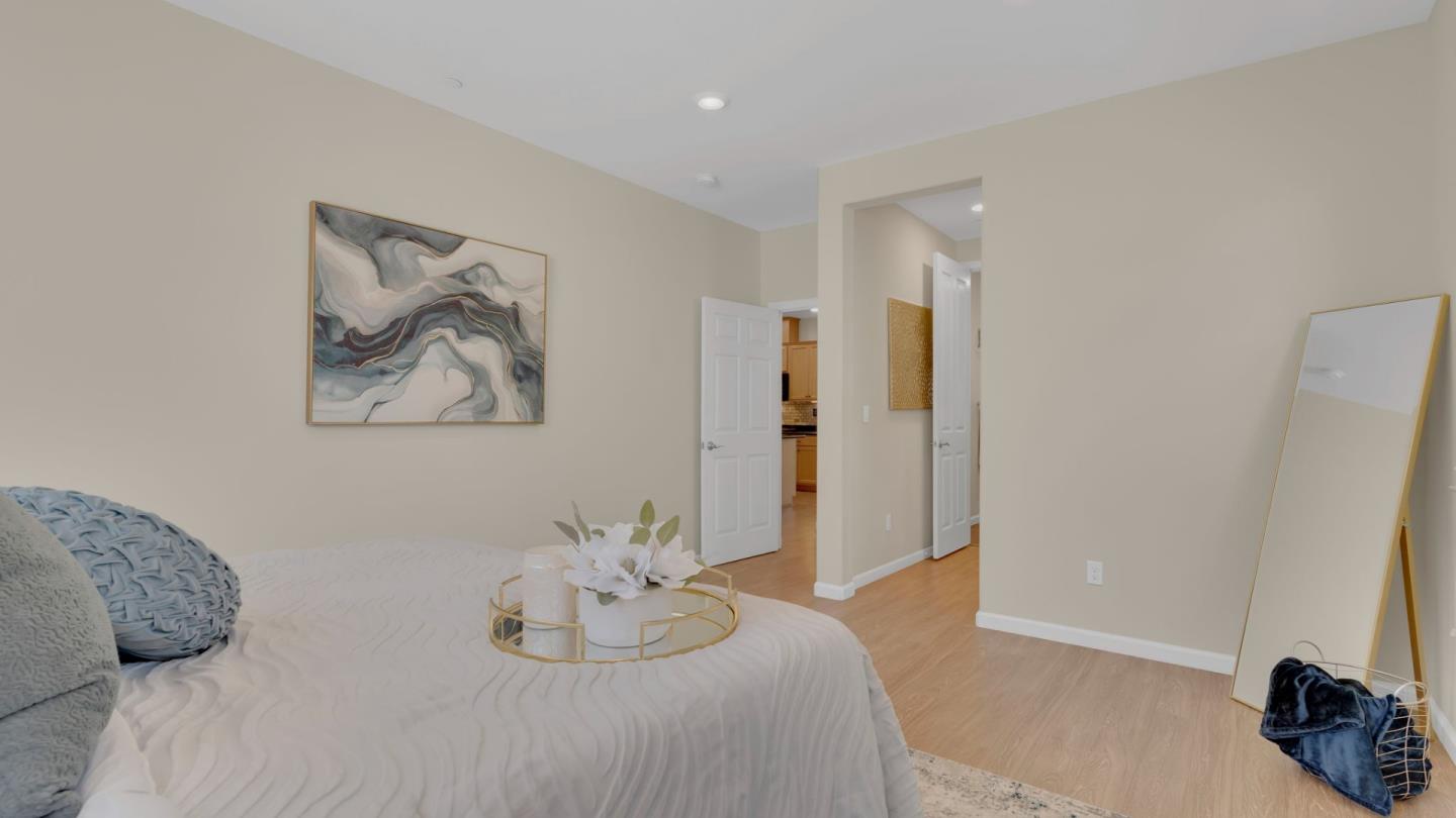 Detail Gallery Image 16 of 26 For 1254 Steinbeck Dr, Hollister,  CA 95023 - 4 Beds | 2 Baths