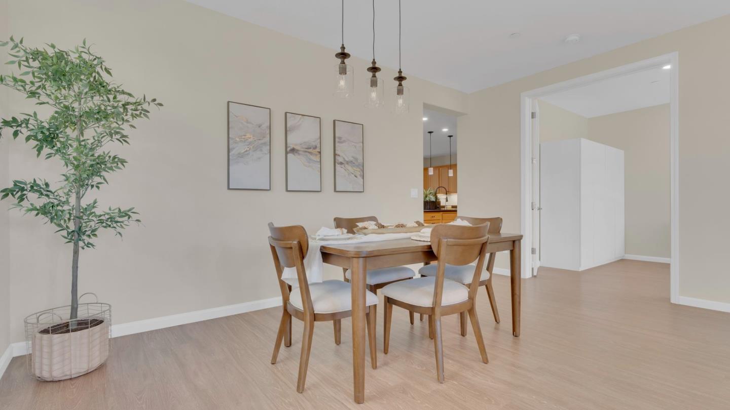 Detail Gallery Image 7 of 26 For 1254 Steinbeck Dr, Hollister,  CA 95023 - 4 Beds | 2 Baths