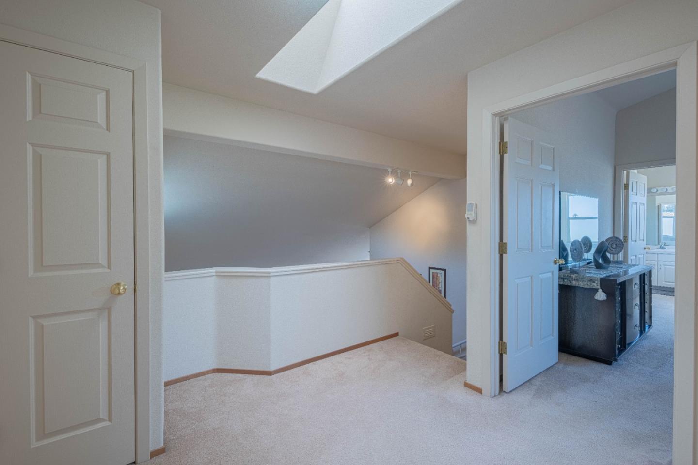 Detail Gallery Image 28 of 58 For 385 Hillcrest Ave, Marina,  CA 93933 - 4 Beds | 3 Baths