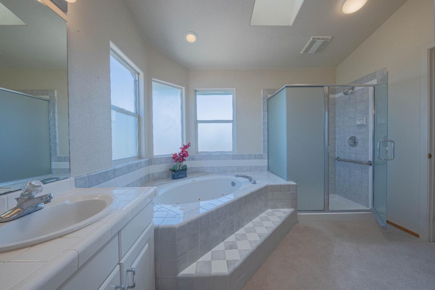 Detail Gallery Image 35 of 58 For 385 Hillcrest Ave, Marina,  CA 93933 - 4 Beds | 3 Baths