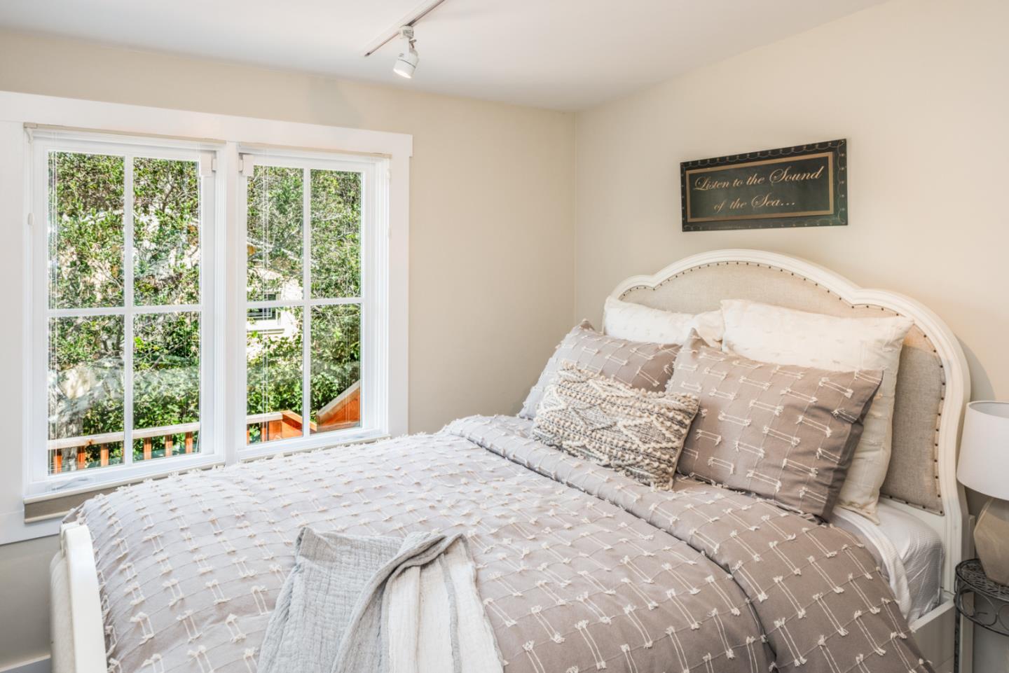 Detail Gallery Image 26 of 29 For 3761 3761 Monte Verde St, Carmel,  CA 93921 - 2 Beds | 2 Baths