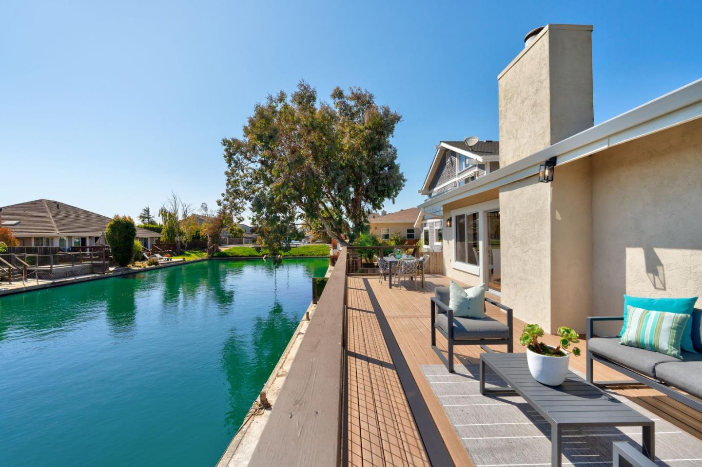 Detail Gallery Image 10 of 65 For 156 Flying Cloud Isle, Foster City,  CA 94404 - 3 Beds | 2 Baths