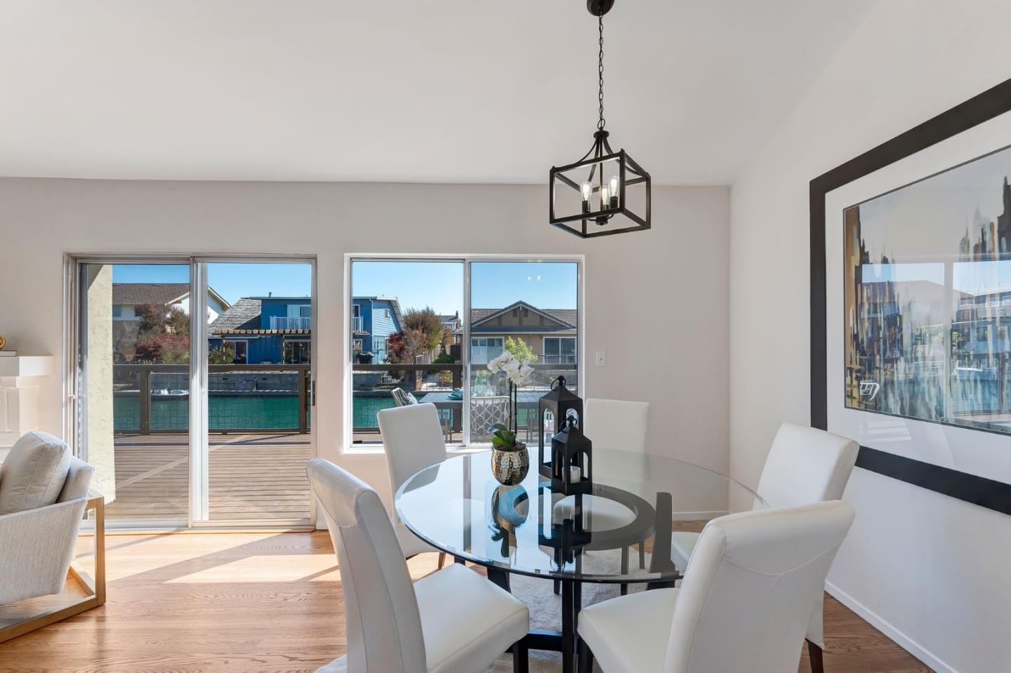Detail Gallery Image 19 of 65 For 156 Flying Cloud Isle, Foster City,  CA 94404 - 3 Beds | 2 Baths