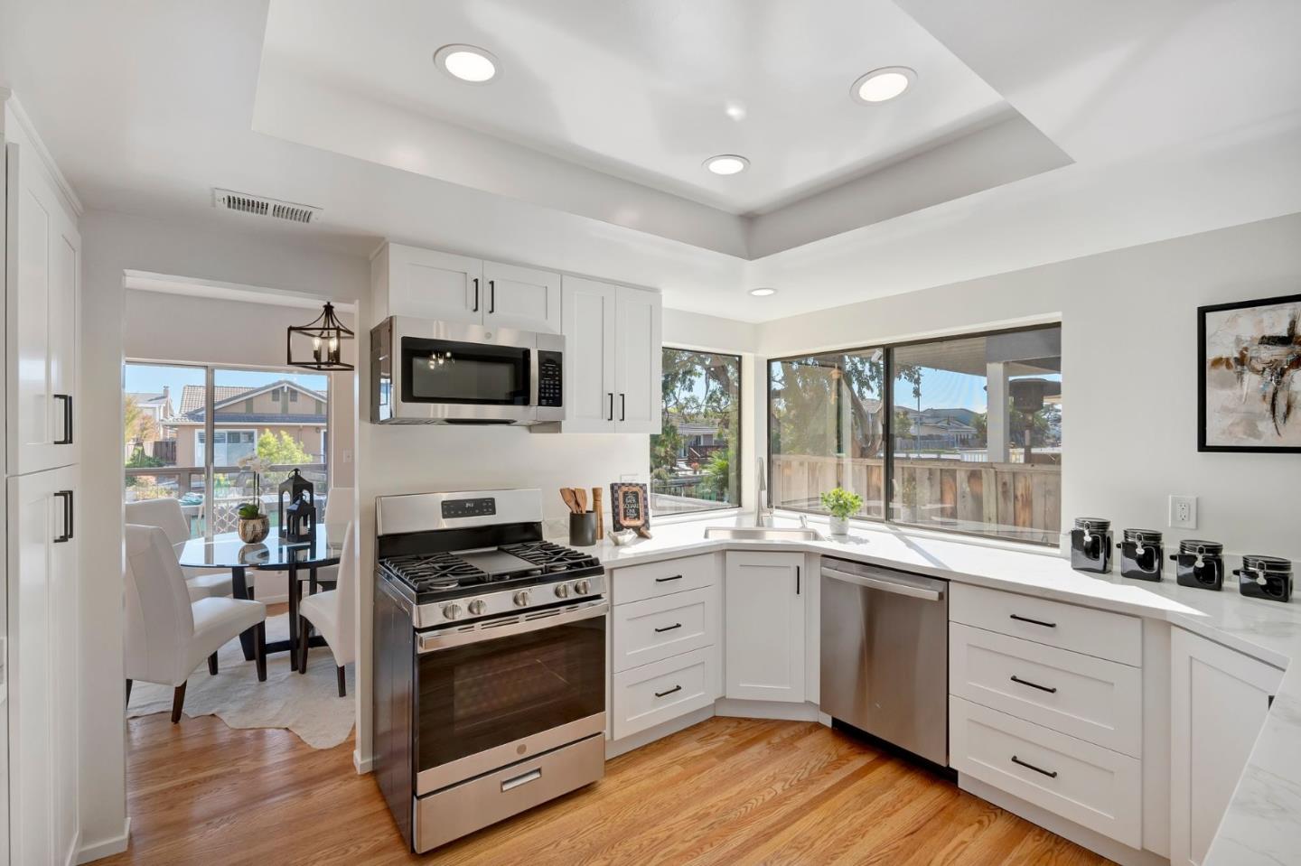 Detail Gallery Image 33 of 65 For 156 Flying Cloud Isle, Foster City,  CA 94404 - 3 Beds | 2 Baths