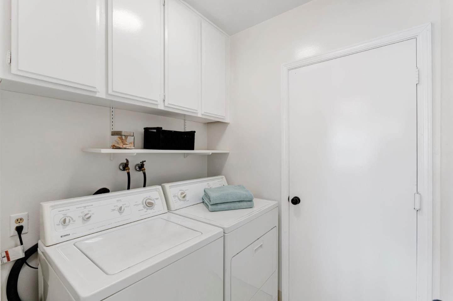 Detail Gallery Image 37 of 65 For 156 Flying Cloud Isle, Foster City,  CA 94404 - 3 Beds | 2 Baths