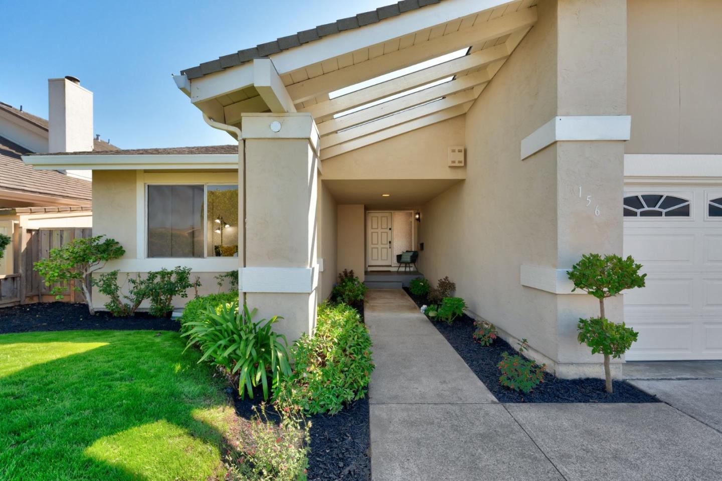Detail Gallery Image 4 of 65 For 156 Flying Cloud Isle, Foster City,  CA 94404 - 3 Beds | 2 Baths
