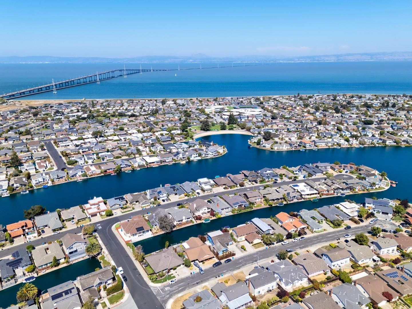 Detail Gallery Image 62 of 65 For 156 Flying Cloud Isle, Foster City,  CA 94404 - 3 Beds | 2 Baths