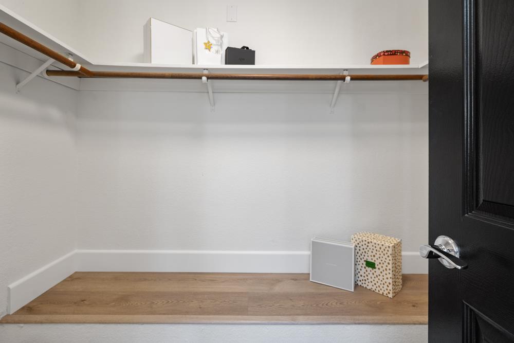 Detail Gallery Image 26 of 60 For 26 Binnacle Ln, Foster City,  CA 94404 - 2 Beds | 2/1 Baths