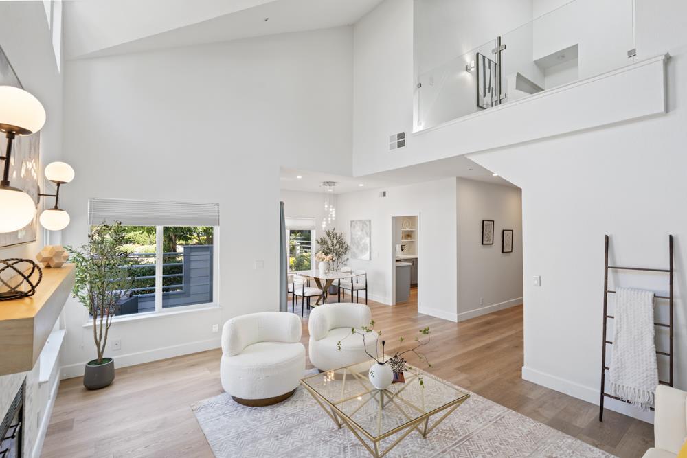 Detail Gallery Image 3 of 60 For 26 Binnacle Ln, Foster City,  CA 94404 - 2 Beds | 2/1 Baths
