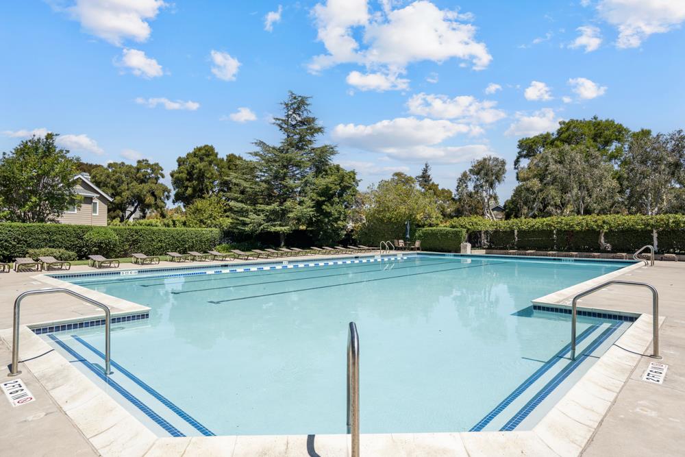 Detail Gallery Image 47 of 60 For 26 Binnacle Ln, Foster City,  CA 94404 - 2 Beds | 2/1 Baths