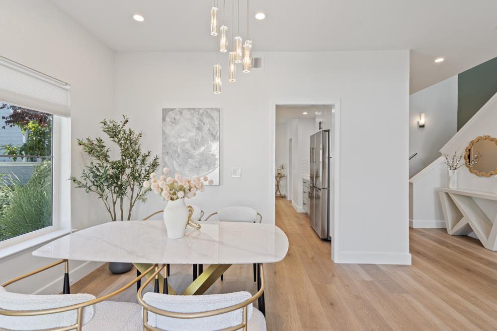 Detail Gallery Image 8 of 60 For 26 Binnacle Ln, Foster City,  CA 94404 - 2 Beds | 2/1 Baths