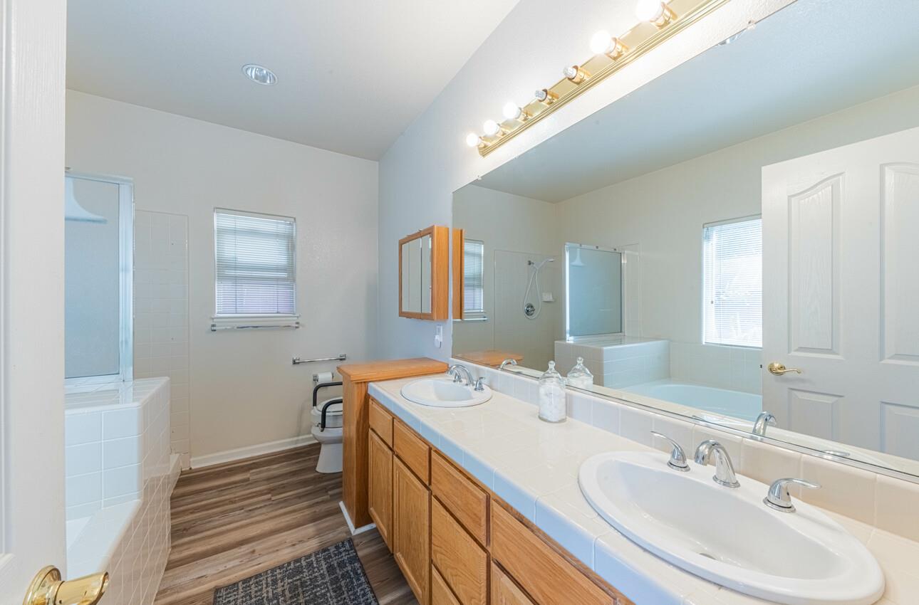 Detail Gallery Image 26 of 32 For 822 Castleton St, Salinas,  CA 93906 - 3 Beds | 2 Baths