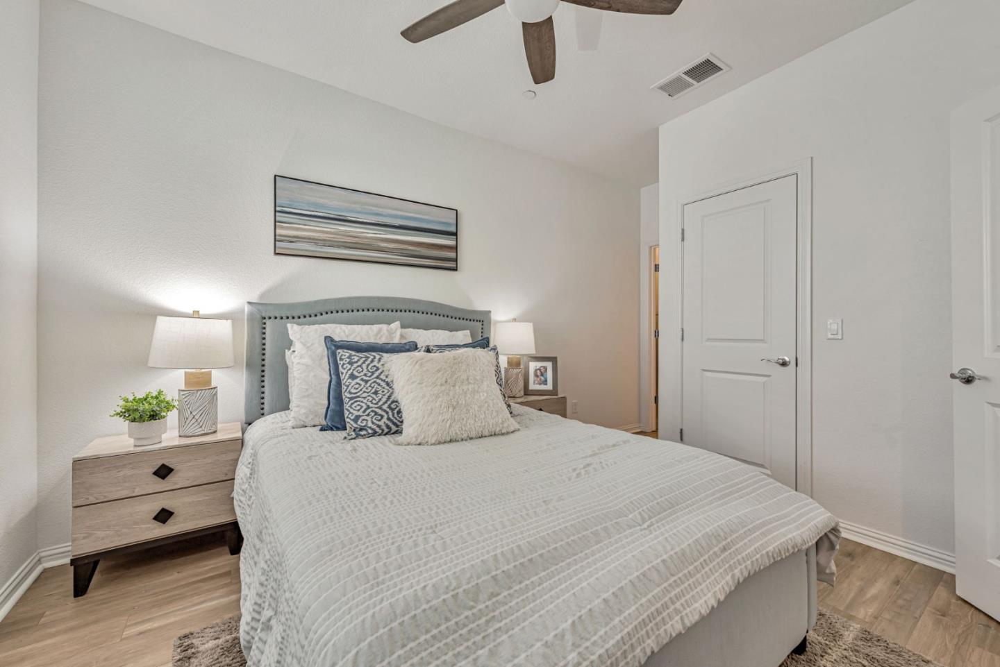 Detail Gallery Image 23 of 52 For 588 Apricot Way, San Jose,  CA 95133 - 4 Beds | 4 Baths