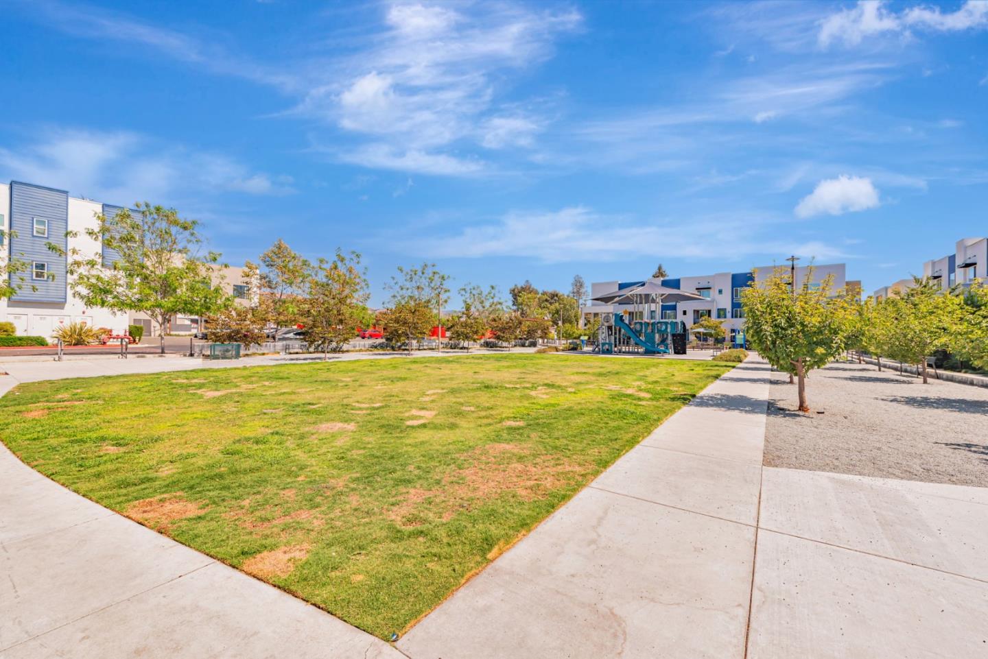 Detail Gallery Image 49 of 52 For 588 Apricot Way, San Jose,  CA 95133 - 4 Beds | 4 Baths