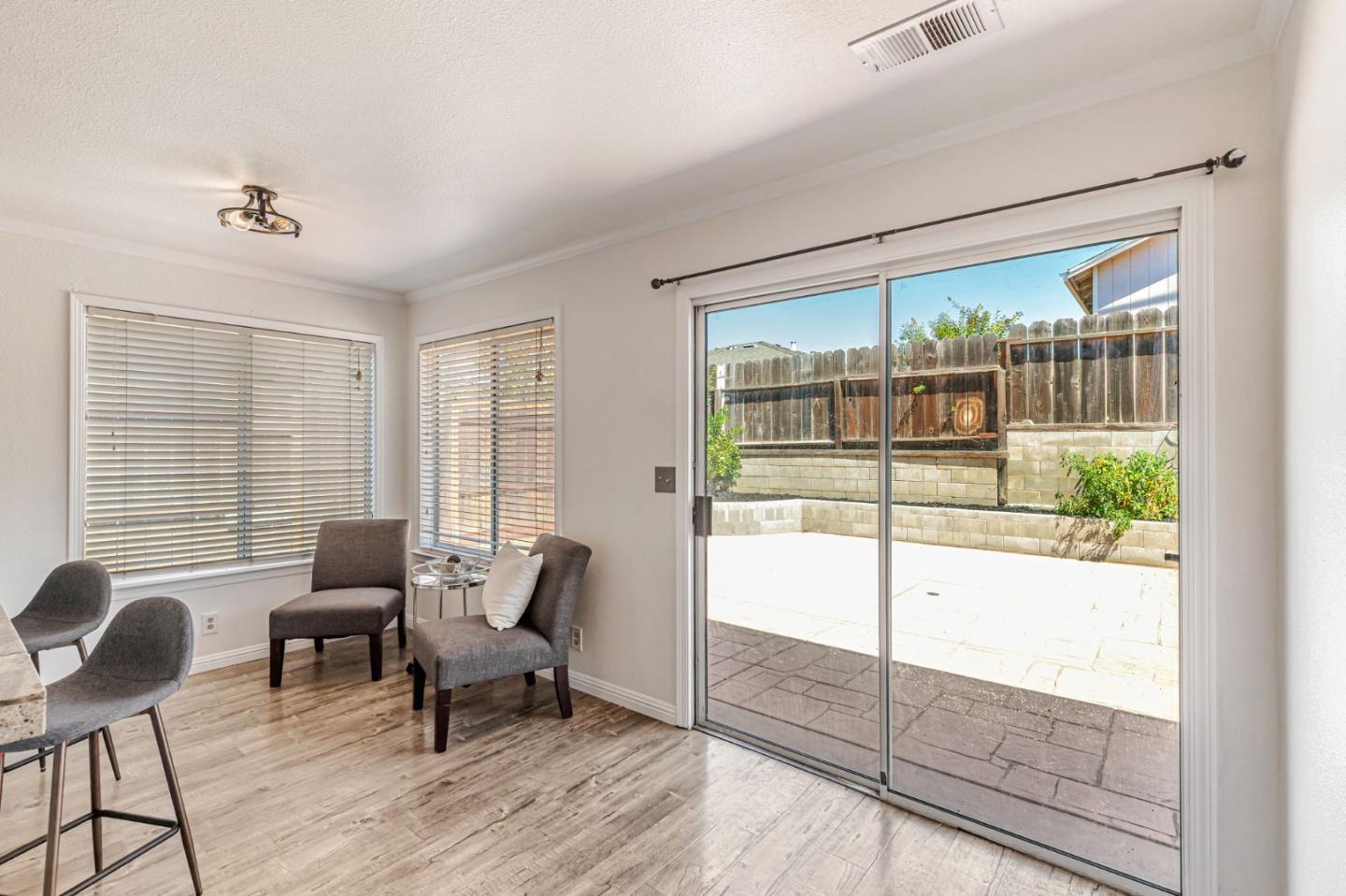 Detail Gallery Image 19 of 35 For 1671 Monticello Dr, Hollister,  CA 95023 - 4 Beds | 2 Baths