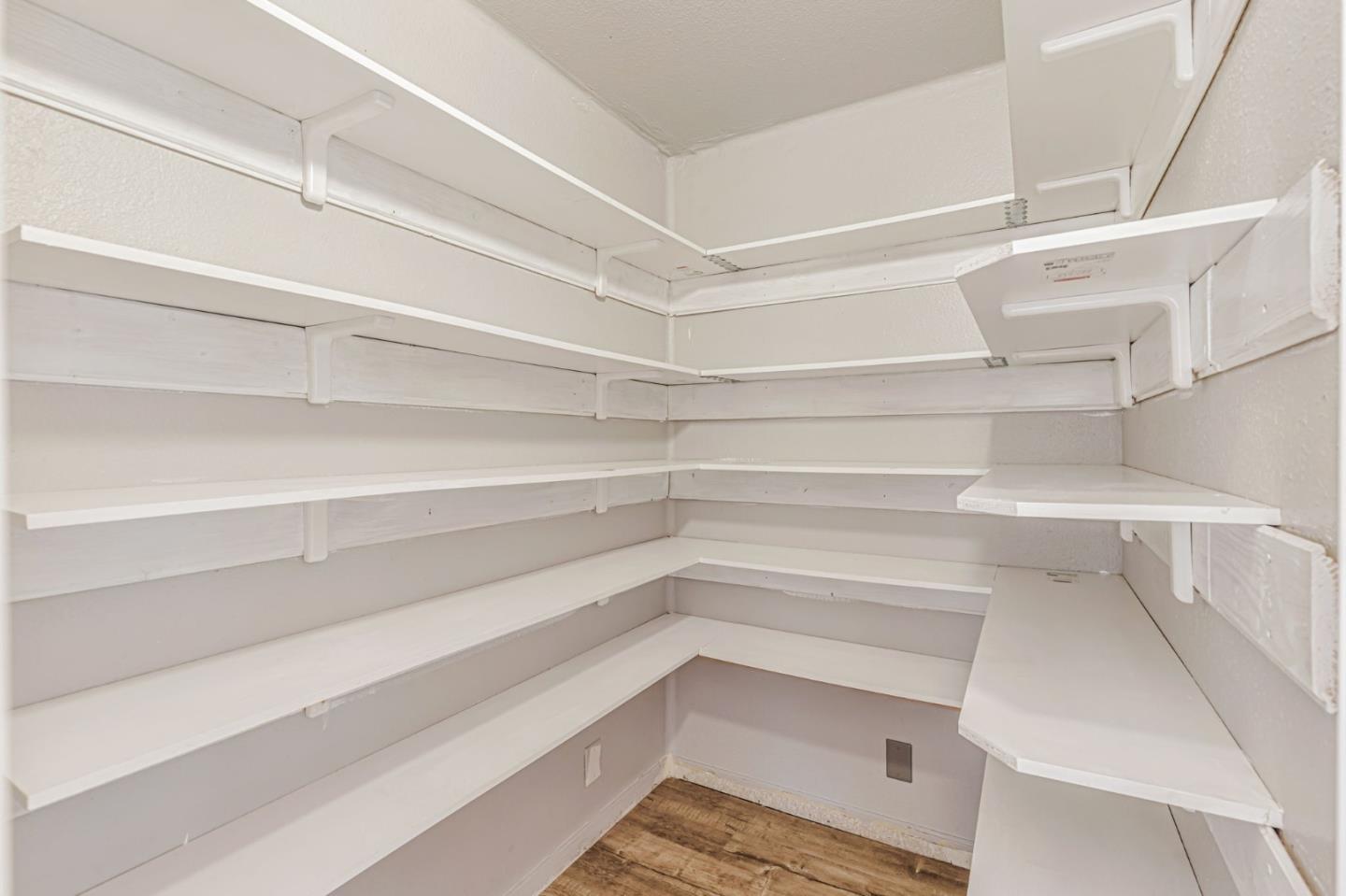 Detail Gallery Image 28 of 35 For 1671 Monticello Dr, Hollister,  CA 95023 - 4 Beds | 2 Baths