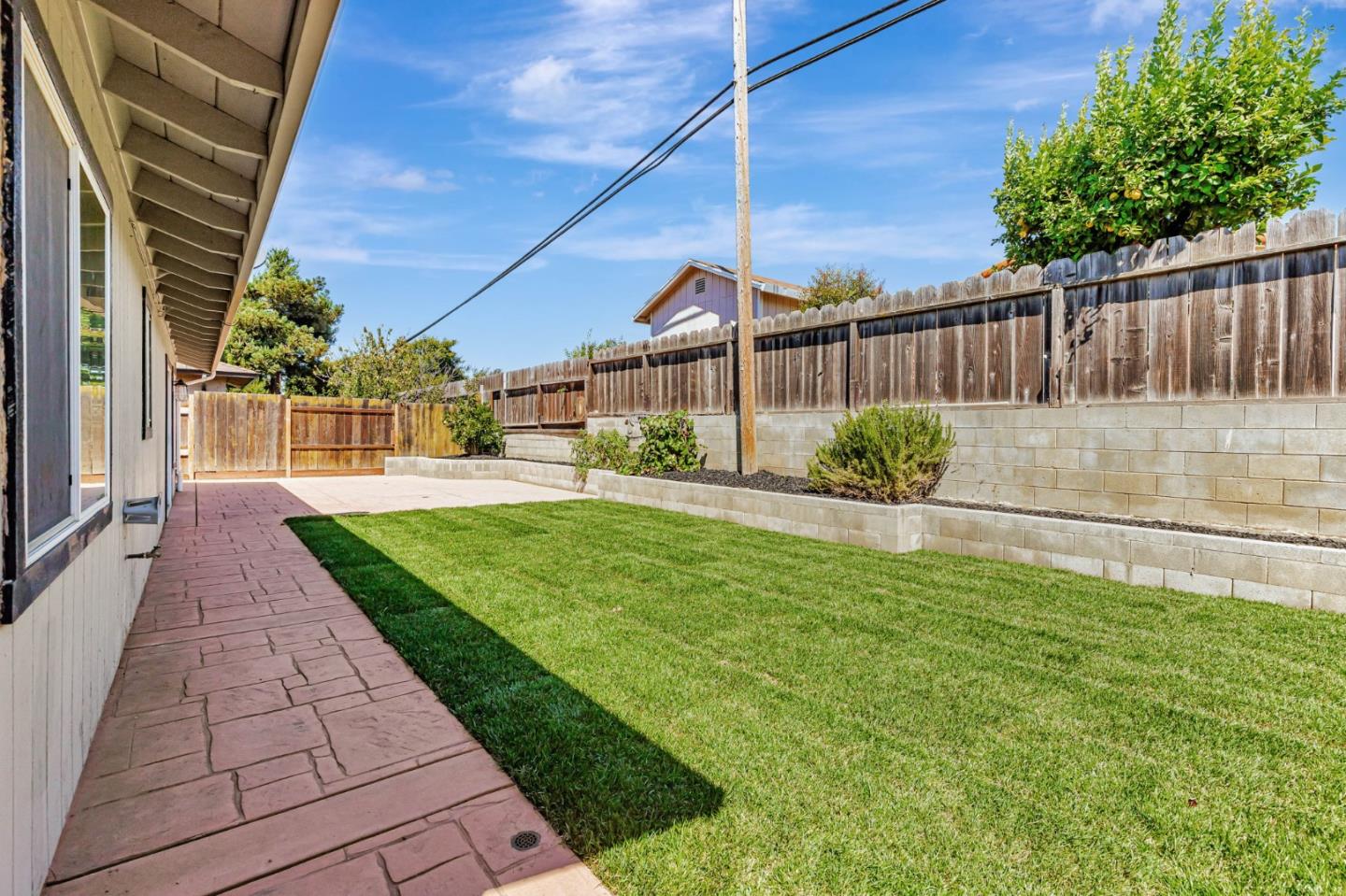 Detail Gallery Image 33 of 35 For 1671 Monticello Dr, Hollister,  CA 95023 - 4 Beds | 2 Baths
