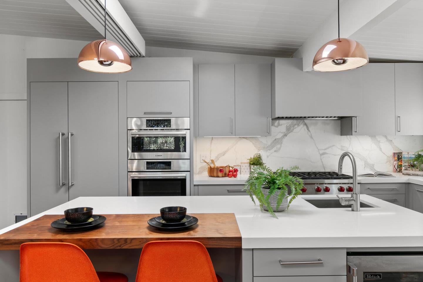 Detail Gallery Image 10 of 37 For 3036 Atwater Dr, Burlingame,  CA 94010 - 4 Beds | 2/1 Baths