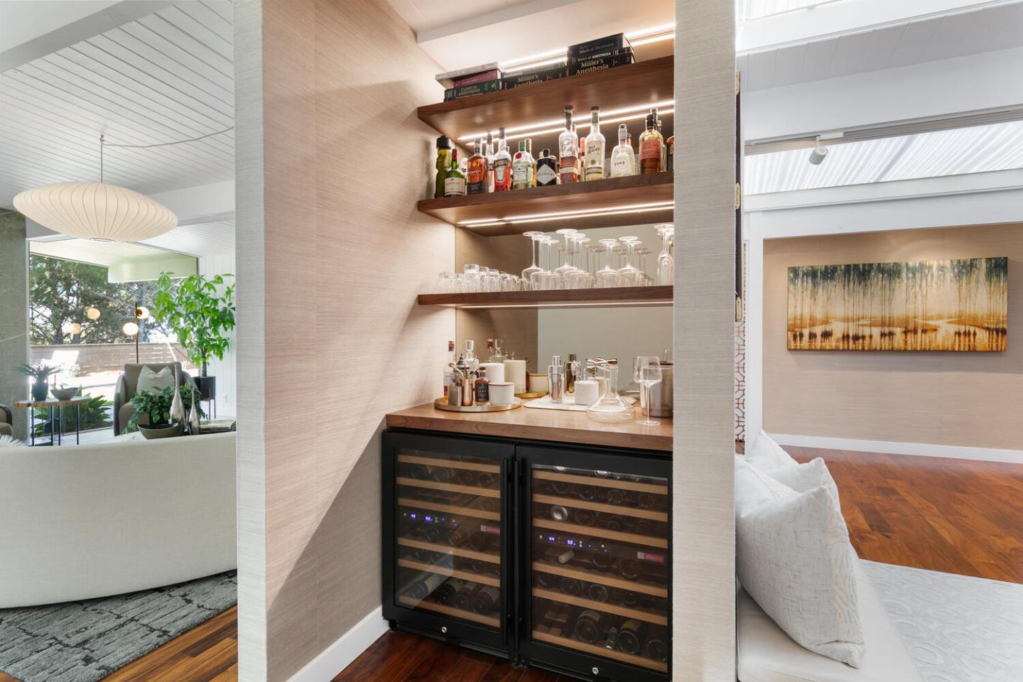Detail Gallery Image 13 of 37 For 3036 Atwater Dr, Burlingame,  CA 94010 - 4 Beds | 2/1 Baths