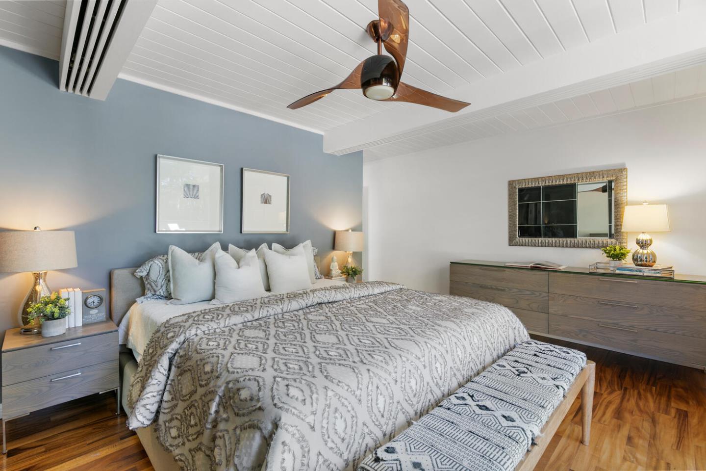 Detail Gallery Image 28 of 37 For 3036 Atwater Dr, Burlingame,  CA 94010 - 4 Beds | 2/1 Baths