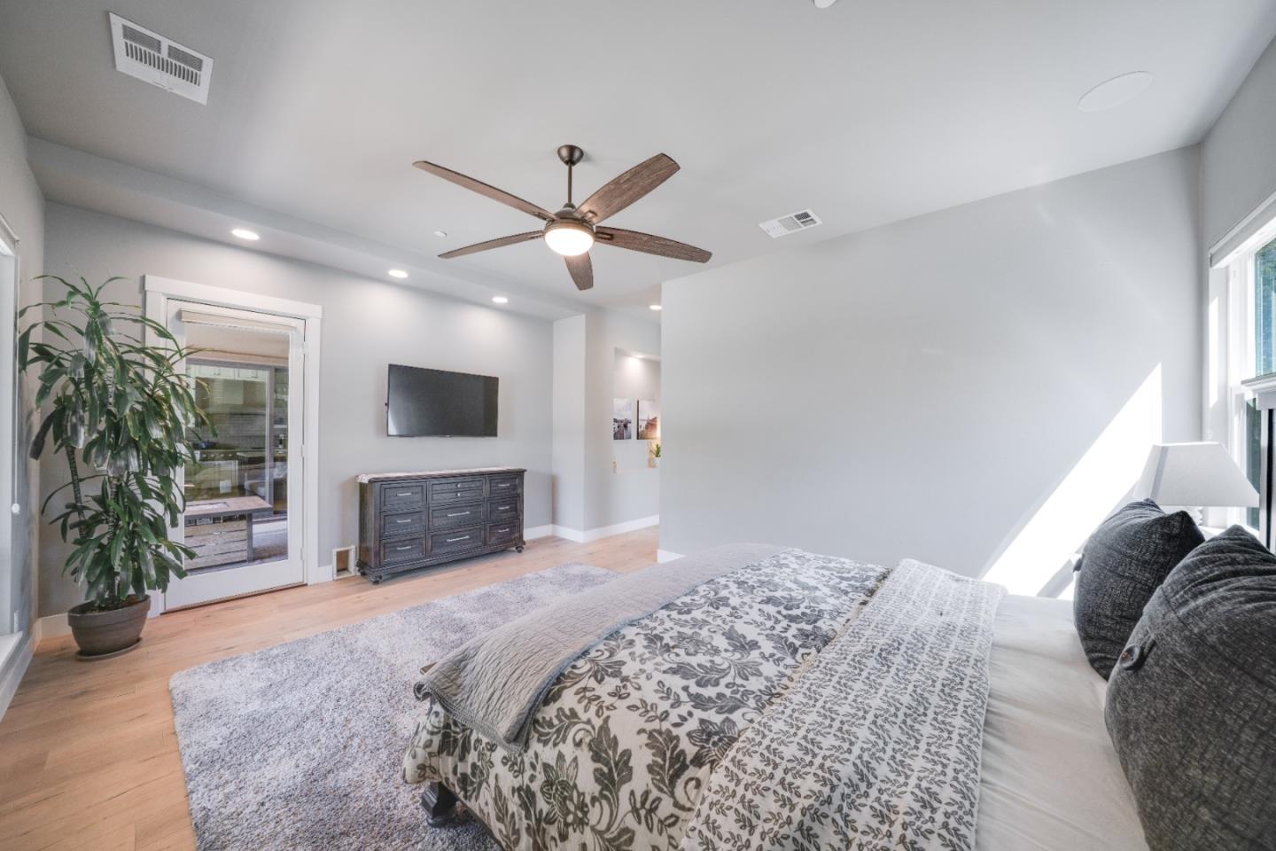 Detail Gallery Image 22 of 44 For 8300 Willowood Pl, Granite Bay,  CA 95746 - 4 Beds | 2/1 Baths