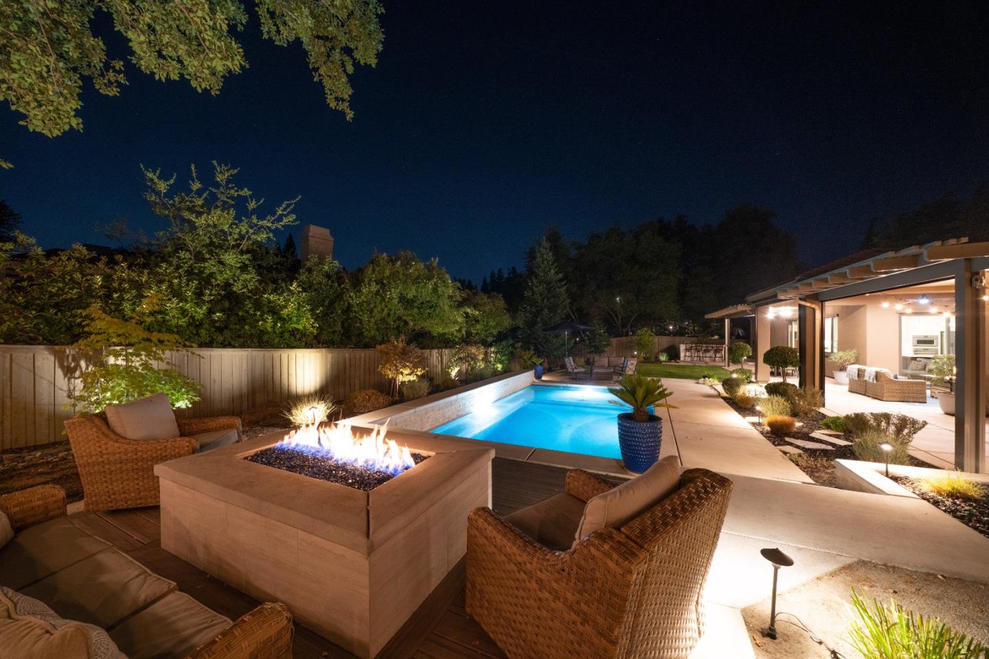 Detail Gallery Image 36 of 44 For 8300 Willowood Pl, Granite Bay,  CA 95746 - 4 Beds | 2/1 Baths