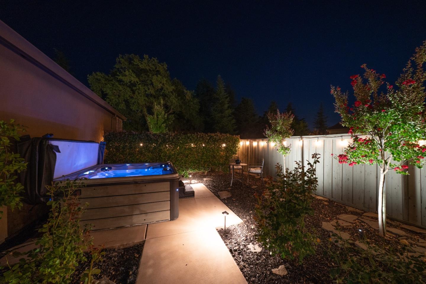 Detail Gallery Image 37 of 44 For 8300 Willowood Pl, Granite Bay,  CA 95746 - 4 Beds | 2/1 Baths