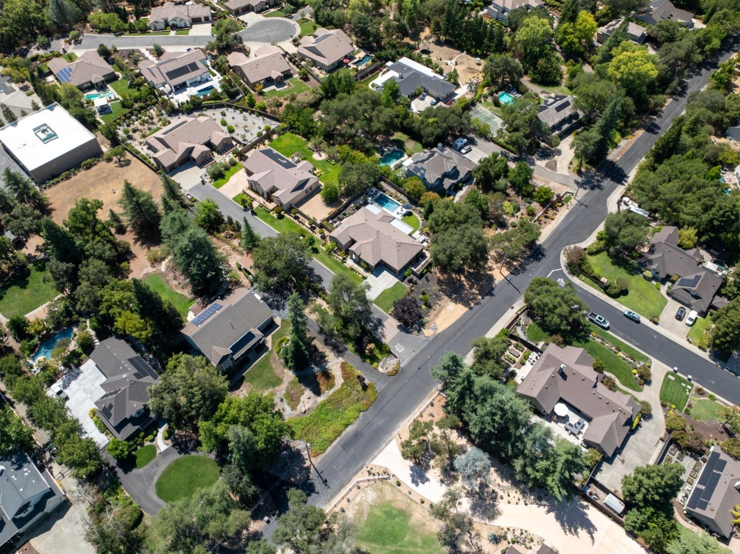 Detail Gallery Image 42 of 44 For 8300 Willowood Pl, Granite Bay,  CA 95746 - 4 Beds | 2/1 Baths