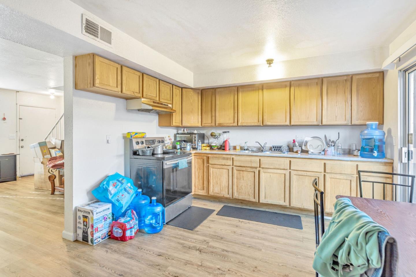 Detail Gallery Image 10 of 28 For 805 South St #17,  Hollister,  CA 95023 - 2 Beds | 1 Baths