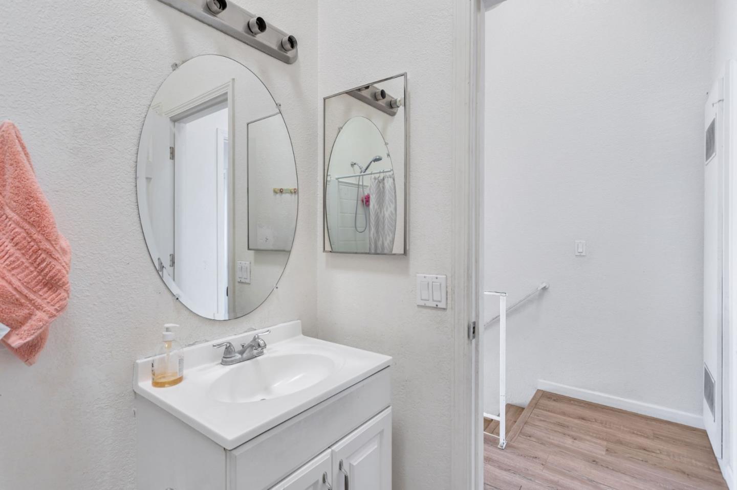 Detail Gallery Image 21 of 28 For 805 South St #17,  Hollister,  CA 95023 - 2 Beds | 1 Baths