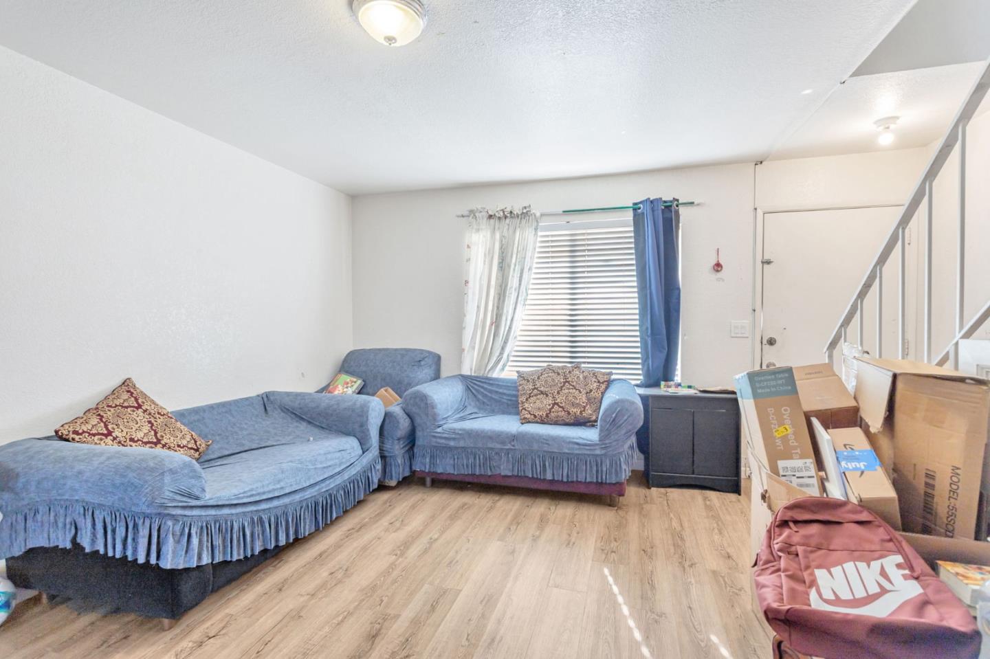 Detail Gallery Image 8 of 28 For 805 South St #17,  Hollister,  CA 95023 - 2 Beds | 1 Baths