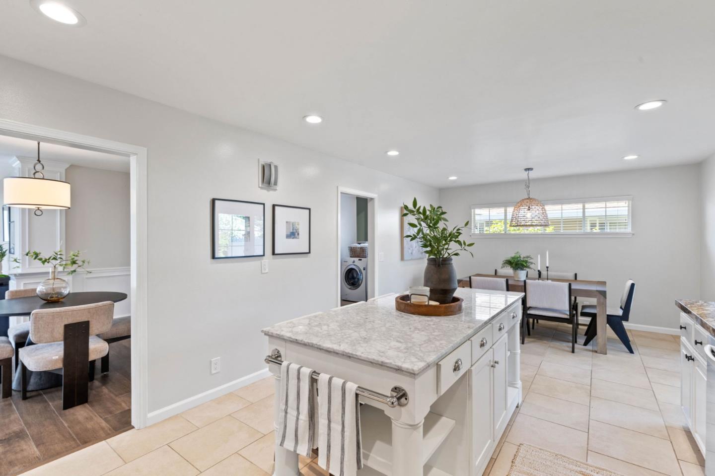 Detail Gallery Image 10 of 32 For 1125 Virginia Ave, Redwood City,  CA 94061 - 5 Beds | 3 Baths
