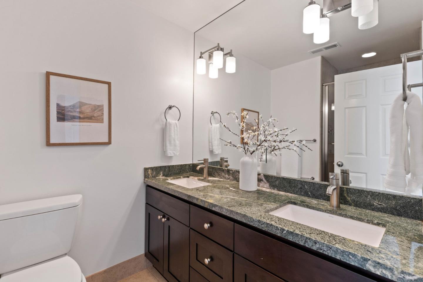 Detail Gallery Image 22 of 32 For 1125 Virginia Ave, Redwood City,  CA 94061 - 5 Beds | 3 Baths