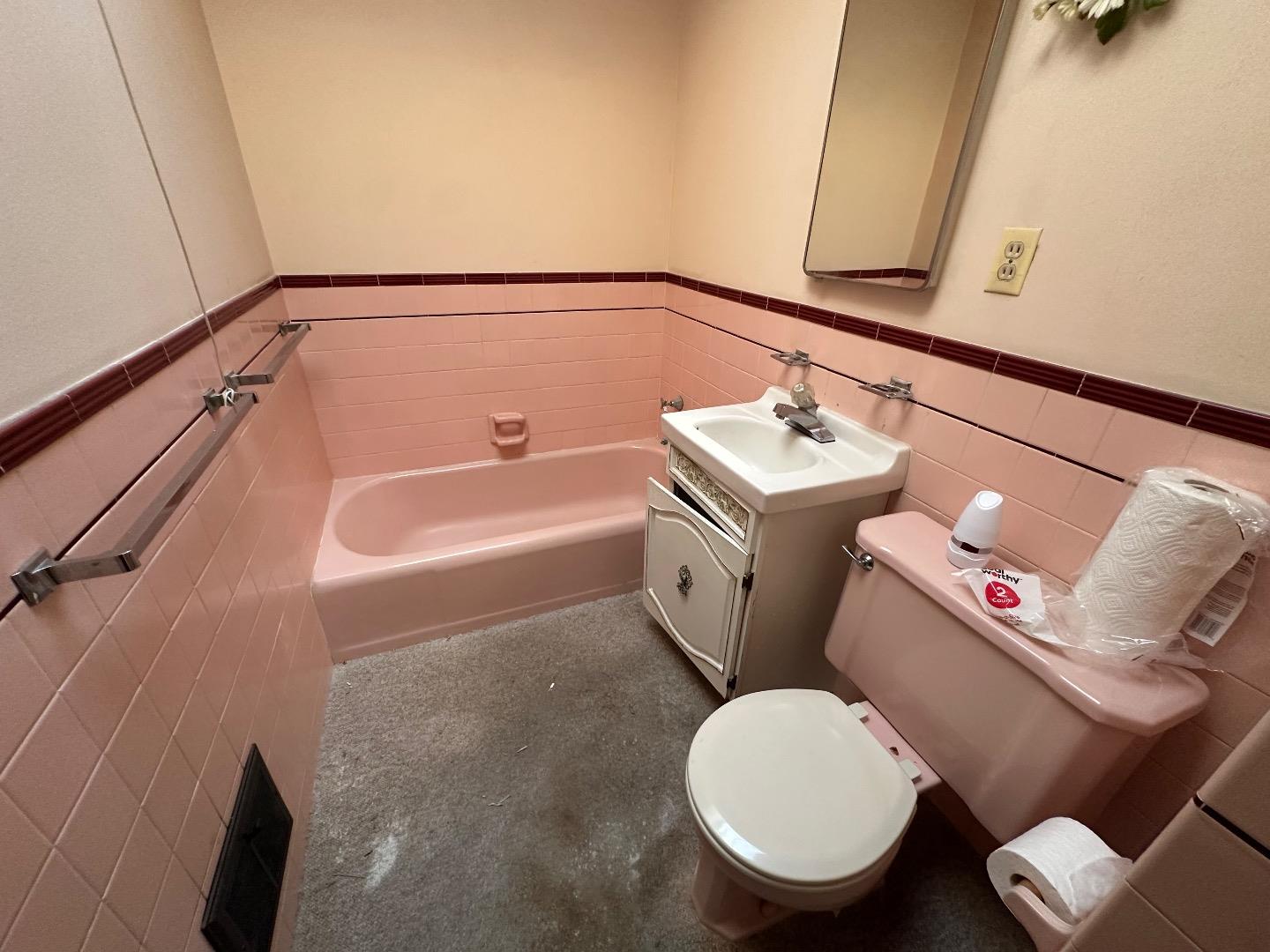 Detail Gallery Image 11 of 33 For 366 Chester St, Daly City,  CA 94014 - 2 Beds | 1/1 Baths