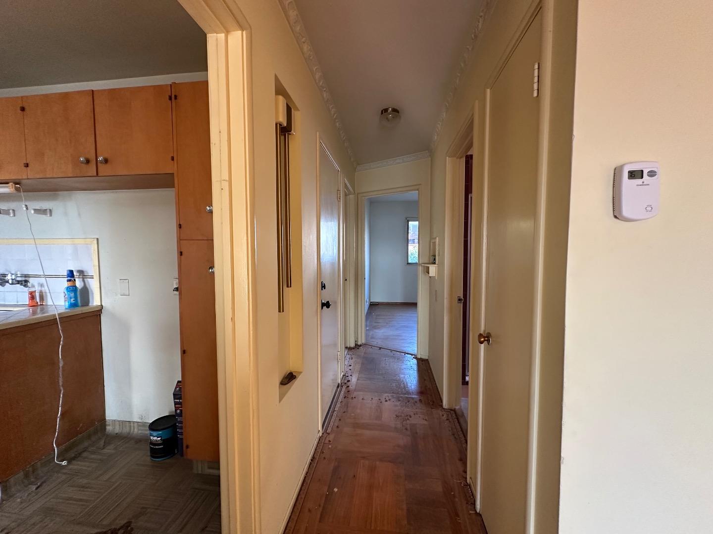 Detail Gallery Image 23 of 33 For 366 Chester St, Daly City,  CA 94014 - 2 Beds | 1/1 Baths