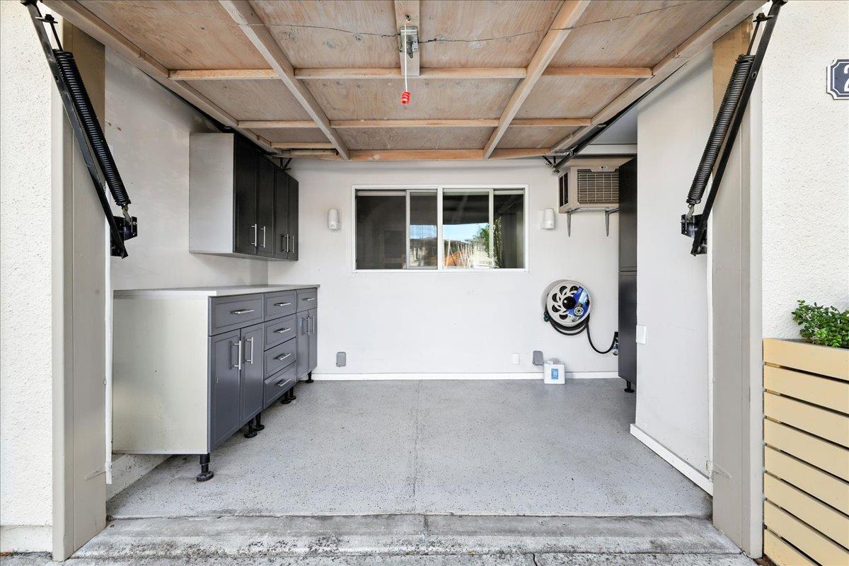 Detail Gallery Image 32 of 47 For 2211 Rock St, Mountain View,  CA 94043 - 4 Beds | 2/1 Baths