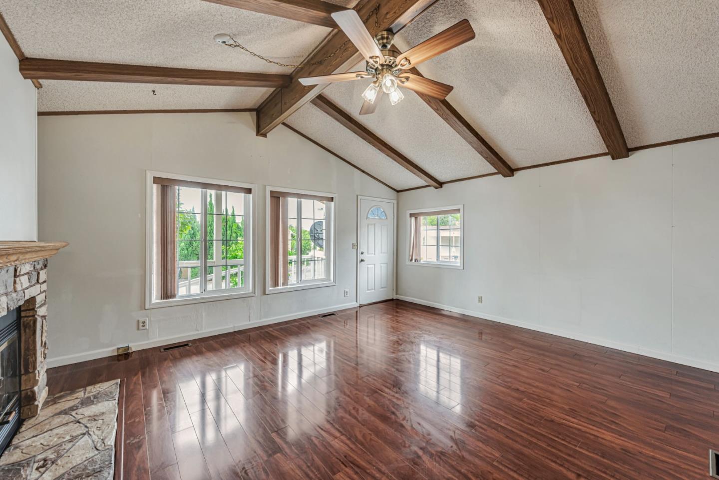 Detail Gallery Image 10 of 41 For 60 Wilson Way #171,  Milpitas,  CA 95035 - 2 Beds | 2 Baths