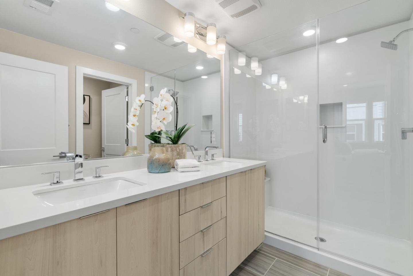 Detail Gallery Image 23 of 34 For 2913 Noyce Pl #217,  Santa Clara,  CA 95051 - 2 Beds | 2/1 Baths